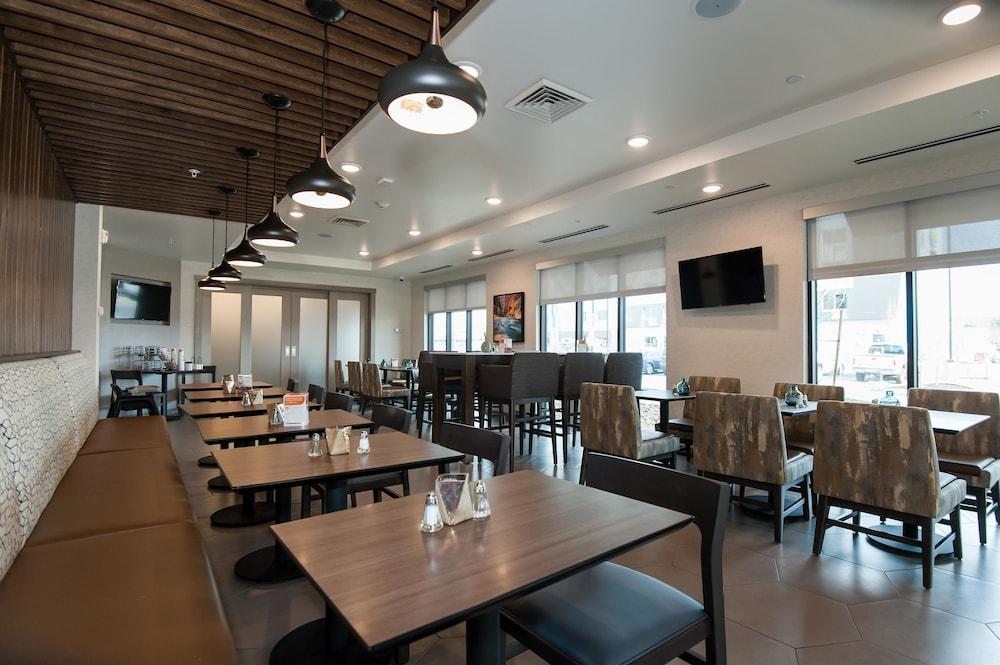 Comfort Suites Airport Salt Lake City Ngoại thất bức ảnh